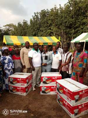 Jomoro MP Donates Knapsack Spraying Machines to Cocoa Farmers