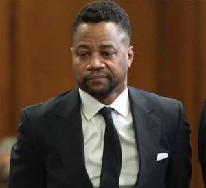 Cuba Gooding Jr. with his lawyer in court