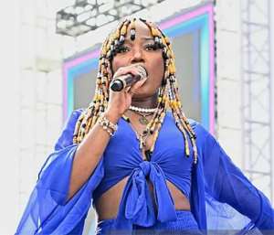 Efya Pushes Back Against “Unfriendly” Label