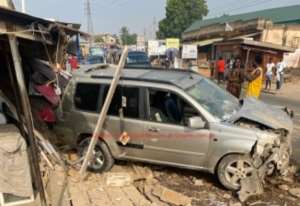 Accra: Nissan SUV involved in accident at Sowutuom Last Stop
