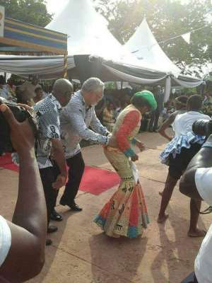 Rawlings Dancing with wife