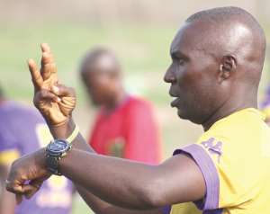 Odoom takes over Hearts but Tunisian coach linked to job