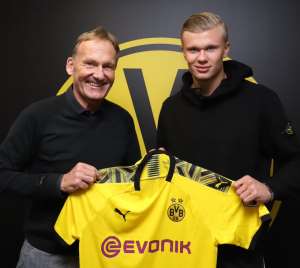 Dortmund Sign Striker Haaland From Salzburg