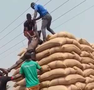 AR: 41-year-old man electrocuted when loading bags of cocoa beans at Hwibaa Video