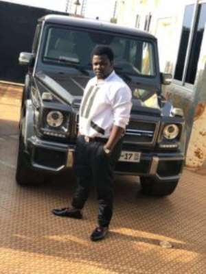 Patapaa's Manager FreeBody  storms social media  with his latest  G-Wagon