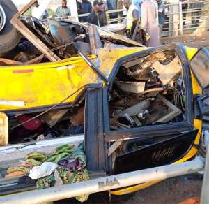 5 dead, 25 in critical condition in fatal accident at Nasia