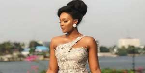Actress, Osas Ighodaro Looking Stunning in Lovely Outfit