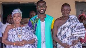 Okyeame Kwame, Solidaridad organise free health screening at Kintampo