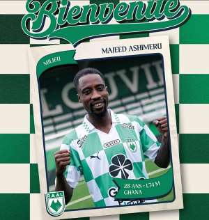 Ghana midfielder Majeed Ashimeru joins RAAL La Louvire on loan