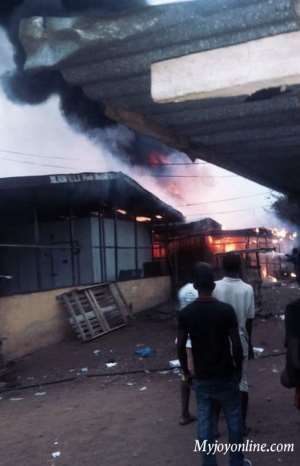 Eyewitnesses Claim Refuse Container Caused Ho Central Market Fire