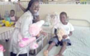 Rachel Shares Love With Ghanaian Children