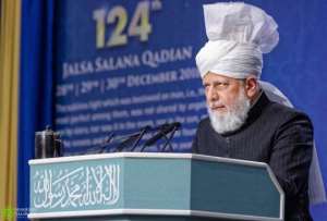Ahmadiyya Muslim Community Caution Members Against Arrogance, Conceit