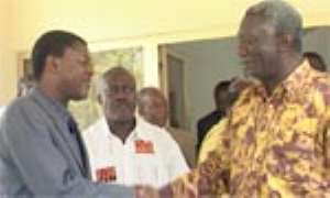 Kufuor Raps Odinga, Kibaki