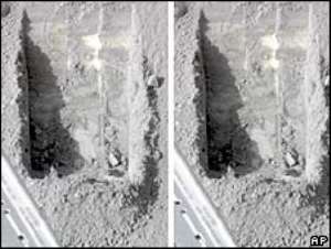 Tiny clumps of material which can be made out in the bottom left of the Dodo-Goldilocks trench on 15 June (left) are gone by 19 June (right)