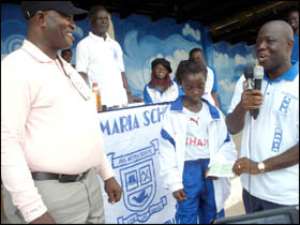 Benco Donates Cash To Amidatu