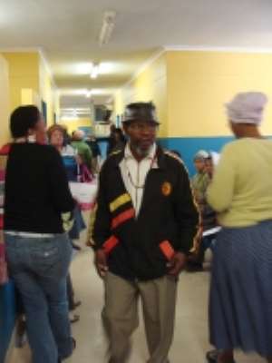 Fifty-eight year old Oliver Lala waited 11 hours to get medication for his asthma. Credit: Brenda Nkuna/WCN