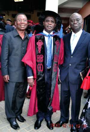 HIGH COMMISSIONER PROF. KWAKU DANSO-BOAFO RECEIVES  HONORARY FELLOWSHIP FROM THE GHANA COLLEGE OF  PHYSICIANS AND SURGEONS