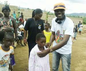 Dr. Ntiamoah Donates To Needy Childen