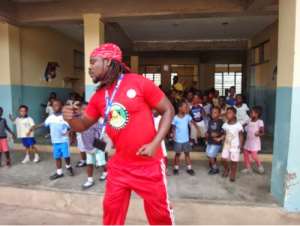 Twin Things Foundation And Go To School Foundation Fetes Street Children