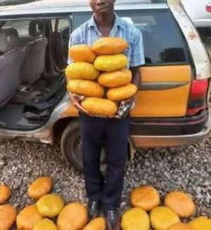 Taxidriver’sGHS5,000 bribe rejected as police seize suspected narcotics
