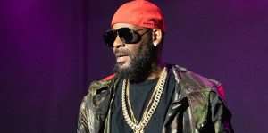 R. Kelly Not Performing At Year of Return – Cttee