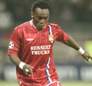 Lyon fans miss Essien most