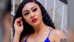 I Dont need the Whole World to Love MeActress, Rosaline Meurer