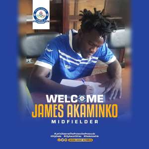 Great Olympics strengthens squad with the signing of midfielder James Akaminko