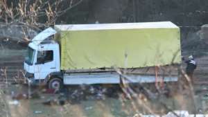 Bulgaria: 18 bodies found in truck
