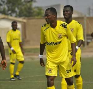 AshantiGold ace Roland Amouzou delighted with Miners early form in Ghana Premier League