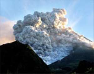 Java volcano activity intensifies