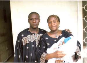 Emmanuel Gabari, wife and the new baby  photo  http:www.nigeriafilms.com