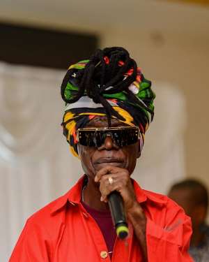 Maestro Kojo Antwi to entertain fans in Amsterdam after Paris