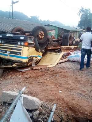Tarkwa: 2 Injured As Truck Overturns, Others Trapped
