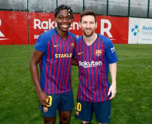 Nigeria's Asisat Oshoala Finally Meets Idol Lionel Messi