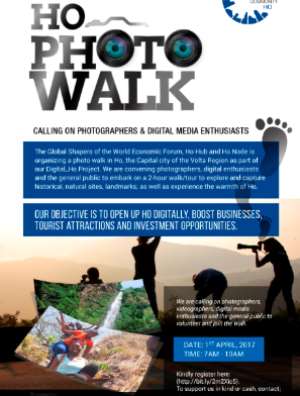 HoPhotoWalk: Improving Hos Online Footprint To Boost The Local Economy