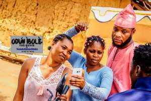Yewande Adekoya, Damola Olatunji, Others steam up for Odun Ibole movie shoot