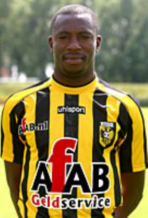 Yakubu gets permanent deal at Vitesse
