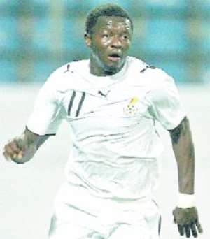 Agony Of Muntari  Weeps For Injured Dad