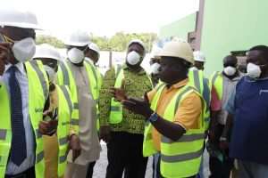 Ministers Tours Zoomlions Hi-tech Recycling Plant Photo