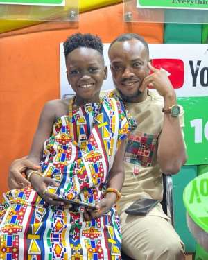 Journalist Halifax Ansah-Addo surprises young musician 'Fotocopy' with 1,000