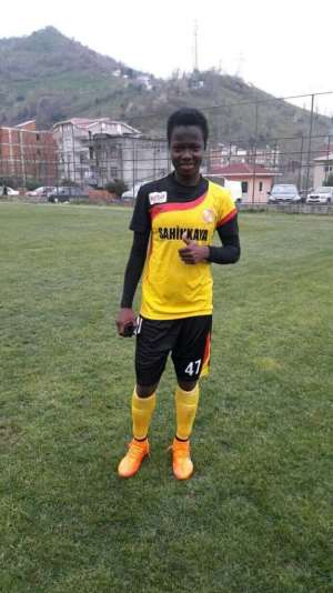 Ghana female football star Portia Boakye completes move to Turkish side Trabzon Idmanocagi
