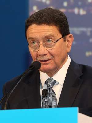 Dr Taleb Rifai