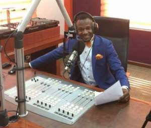 Host Of Starr FMs Reliable Sources; Daniel Nii Lartey Adds Pulpit To The Pen