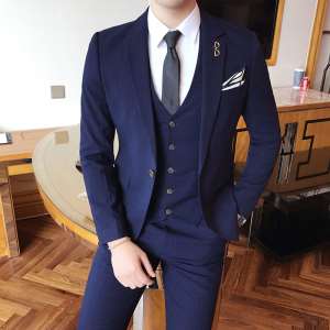 Trendy Suits For Men About To Make A Bold Move
