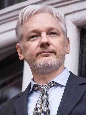 Julian Assange, WikiLeaks and Australias Complicity
