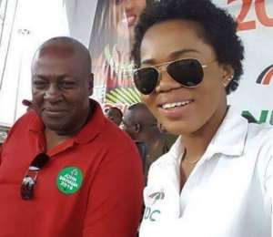 Mzbel Reveals President Mahama as Her Celebrity Crush, Clarifies It’s Pure Admiration