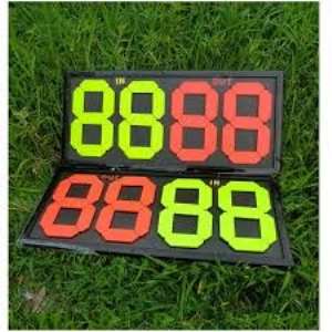 No scoreboard in Ghana league game as 4th referee shouts to make subs