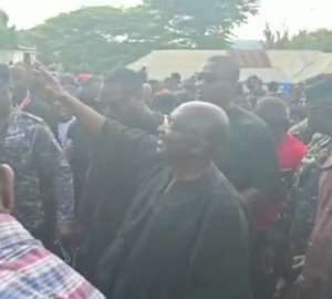 Bawumia steals show at late Kumawu MP’s one-week observation