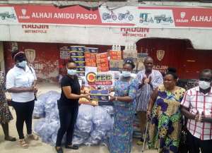 Coronavirus: GMWA Donates Food Items To 150 Pregnant And Nursing Kayayes In Kumasi